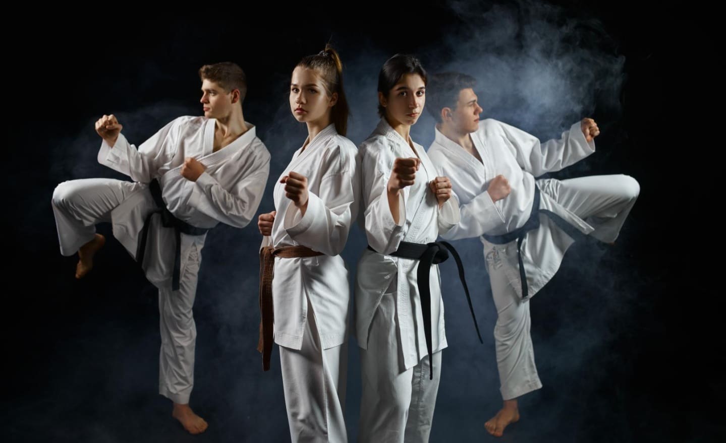 Martial arts classes and programs help martial arts students become well-rounded martial artists by teaching self-defense techniques, improving coordination through dynamic movements, enhancing joint flexibility, and offering both physical benefits and mental benefits such as improved muscle tone, stress relief, better mental health, and the achievement of personal fitness goals.